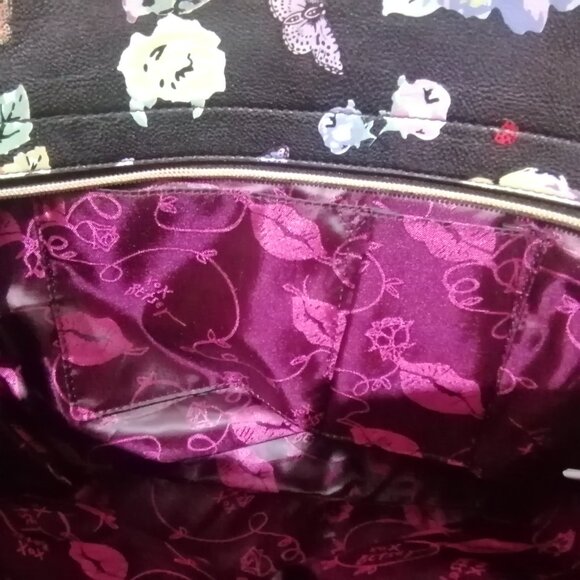 🥳Host Pick!🥳 Betsey Johnson Purse w/ Baby Pink Bow & Removable Shoulder Strap - Picture 7 of 12